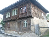 Old rural house for sale near Elena
