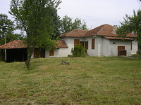 Renovated house for sale near Elena