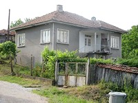 Houses in Elena