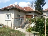 House for sale near Montana