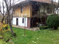 House for sale in the Elena Balkan