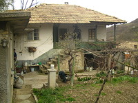 House for sale near Omurtag