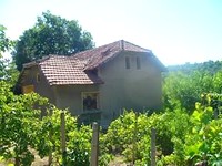 Rural house for sale near Lom