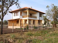 Luxurious Villa On The Seaside