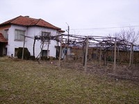 House for sale near mountain