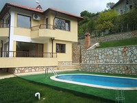 5 Minutes From The Coast