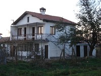 Good Looking House Near Sea