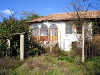 Small House With A Huge Garden