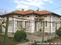 Well Preserved One Storey House On The Seaside