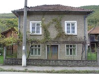 House for sale near Etropole