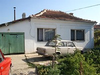 Property 7 Km Away From The Sea