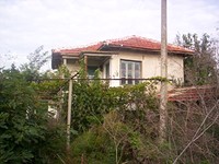 Typical Bulgarian house for sale near Yambol