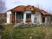 House for sale near river