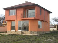 Luxurious House Close To The Sea