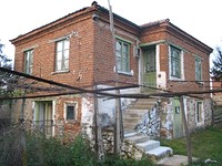 Rural house for sale near Sredets